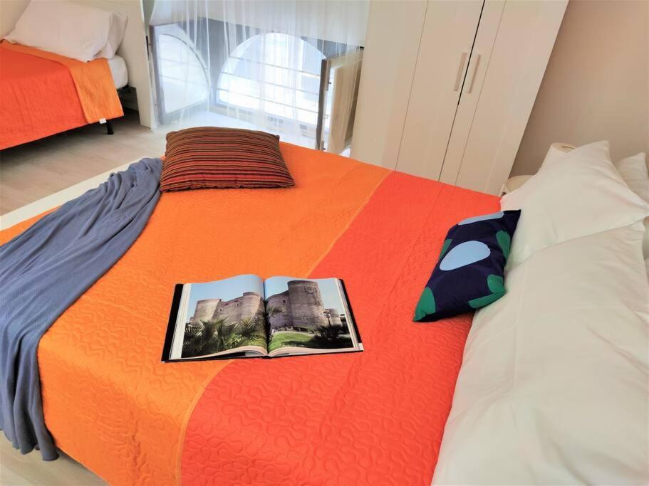 Central Apartments Mezzanine - 1 Min To Via Etnea كاتانيا المظهر الخارجي الصورة