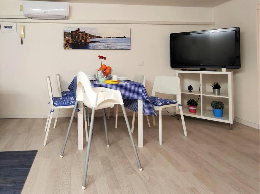 Central Apartments Mezzanine - 1 Min To Via Etnea كاتانيا المظهر الخارجي الصورة