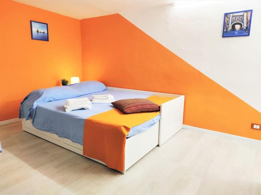Central Apartments Mezzanine - 1 Min To Via Etnea كاتانيا المظهر الخارجي الصورة