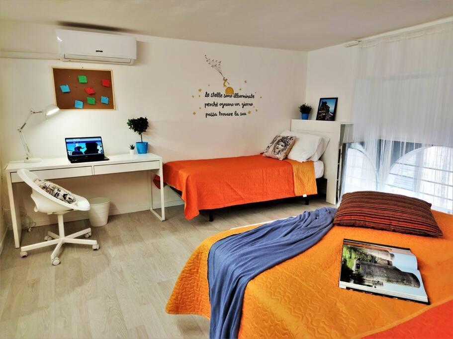 Central Apartments Mezzanine - 1 Min To Via Etnea كاتانيا المظهر الخارجي الصورة
