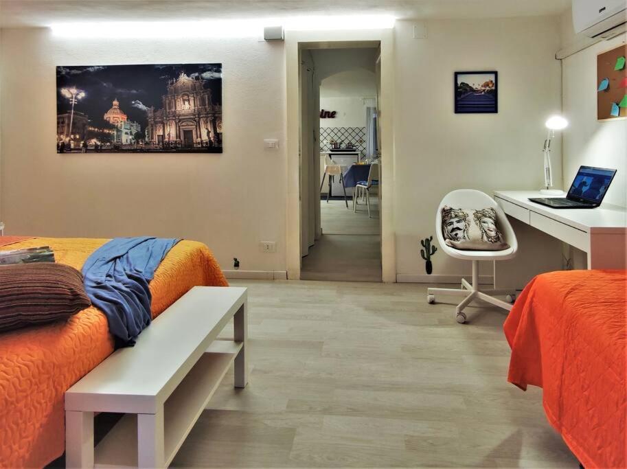 Central Apartments Mezzanine - 1 Min To Via Etnea كاتانيا المظهر الخارجي الصورة
