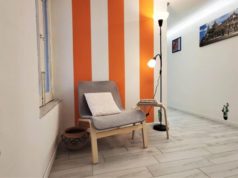 Central Apartments Mezzanine - 1 Min To Via Etnea كاتانيا المظهر الخارجي الصورة