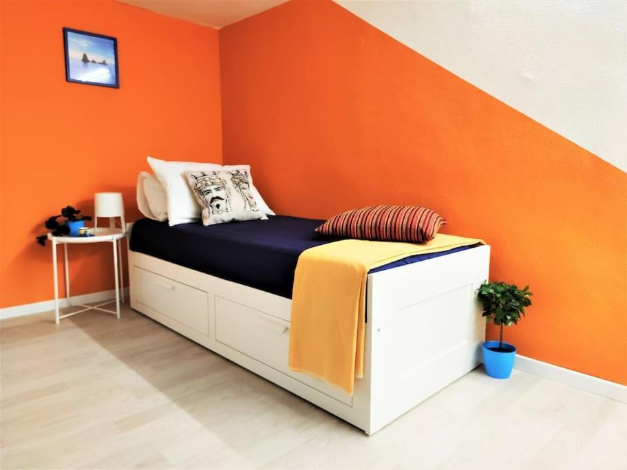 Central Apartments Mezzanine - 1 Min To Via Etnea كاتانيا المظهر الخارجي الصورة